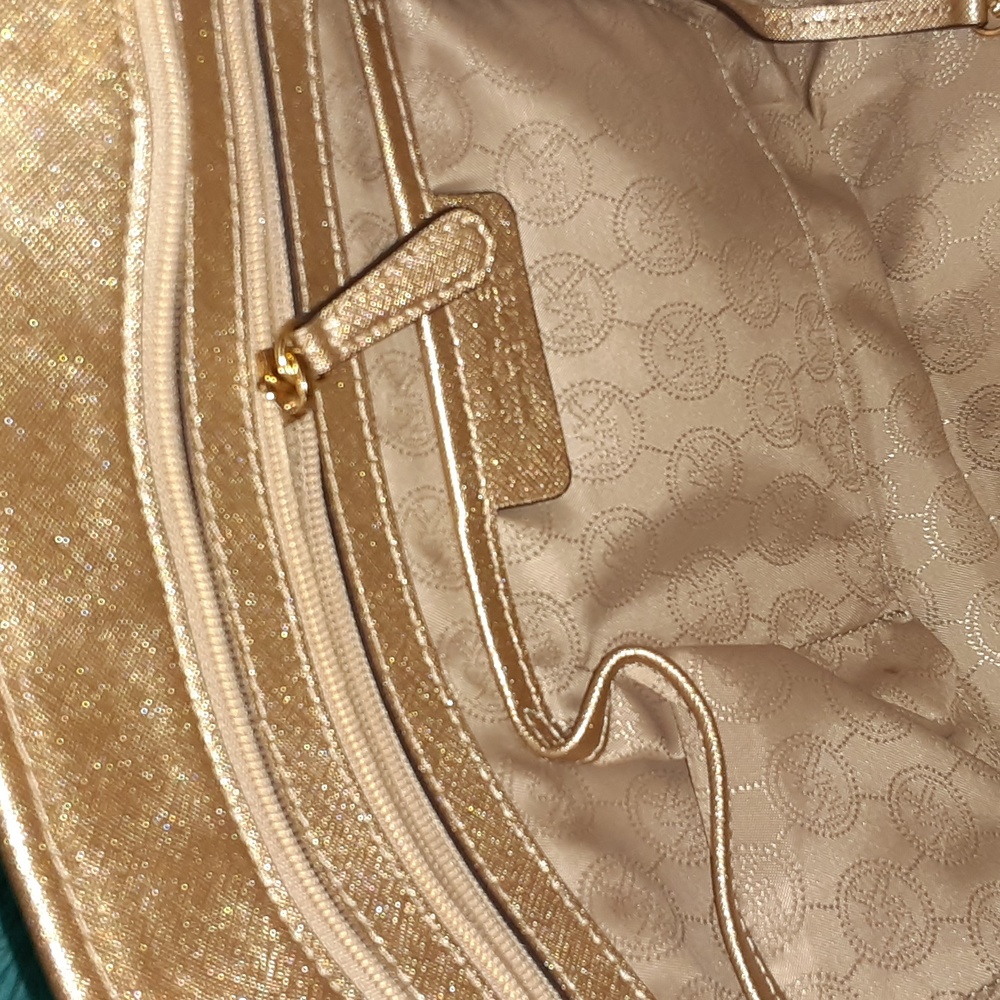 MK tote - Picture 3 of 4